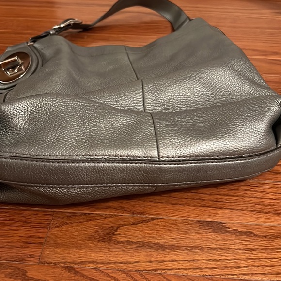 Purse - Picture 4 of 7